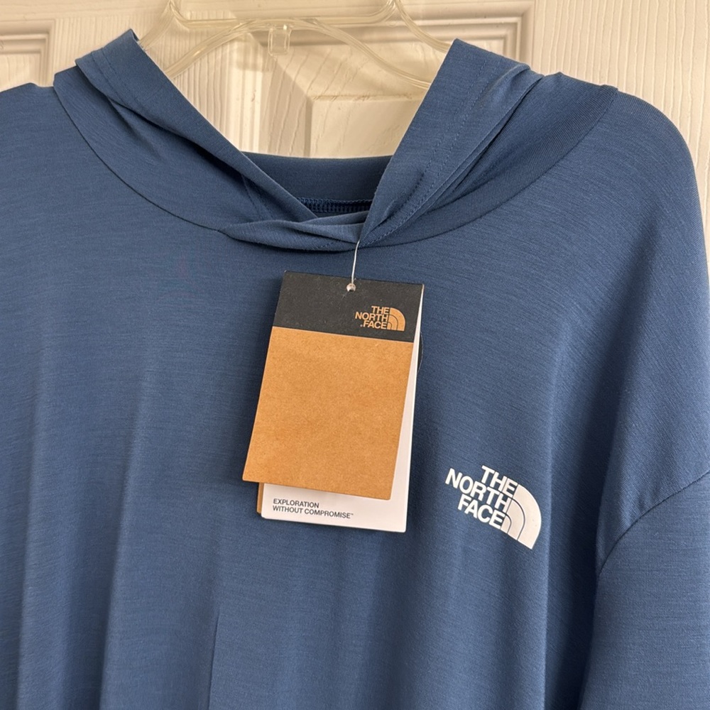 The North Face Men’s Hoodie Sweatshirt - Picture 2 of 8